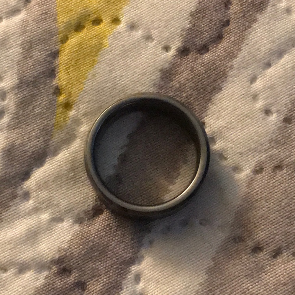 Men’s ring